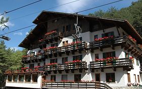 Hotel Garni Mille Pini